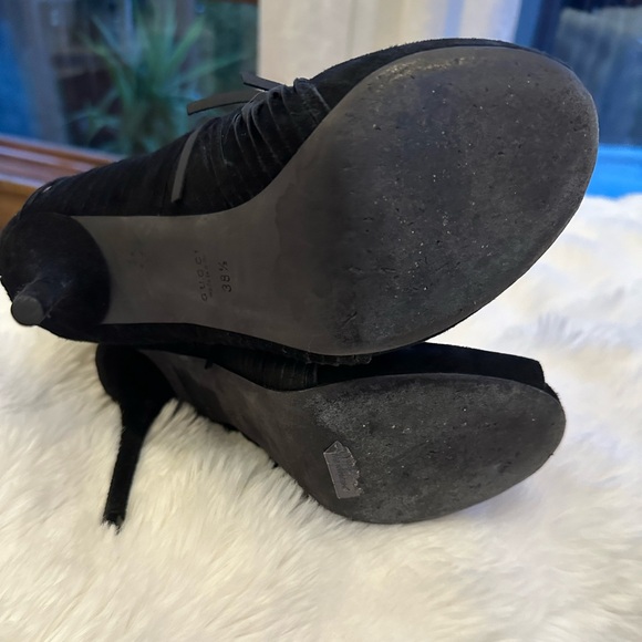 Gucci black suede fringe open top boots with zippered back size 38.5 - Picture 10 of 13